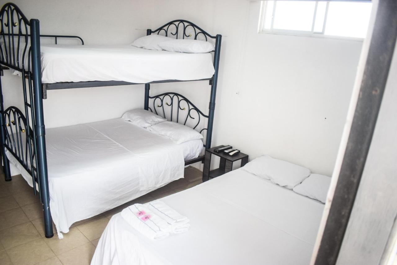 Soga Hostal サンタ・マリアニタ エクステリア 写真
