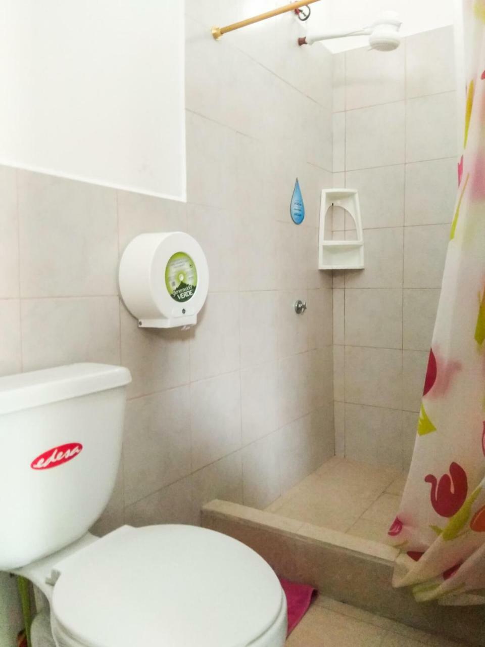 Soga Hostal サンタ・マリアニタ エクステリア 写真
